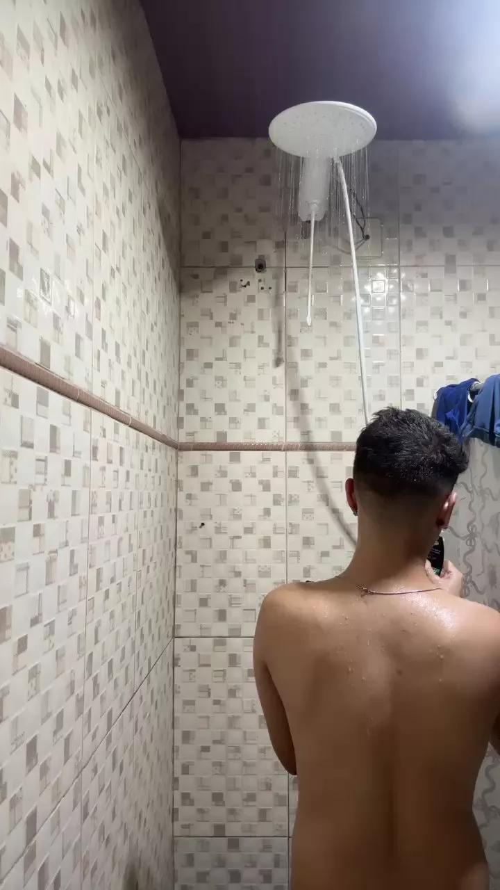 Novinhodot20_ on Cam4 