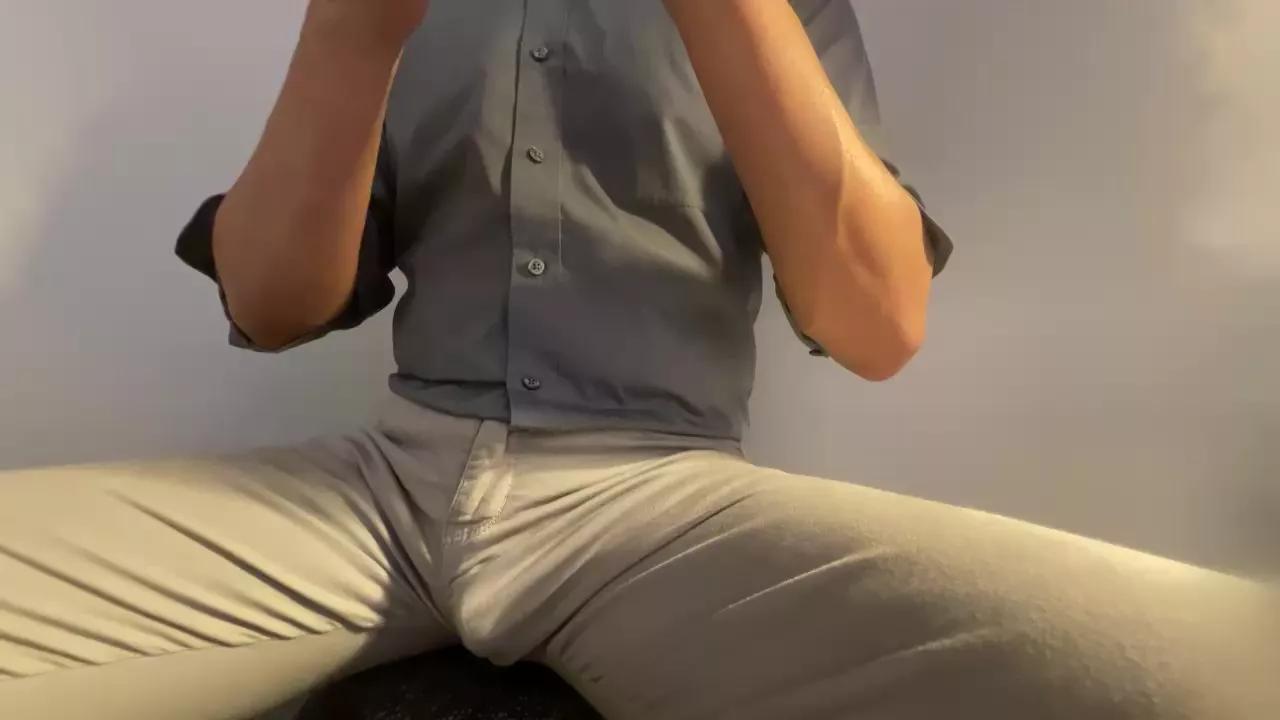 Officerkk on Cam4 