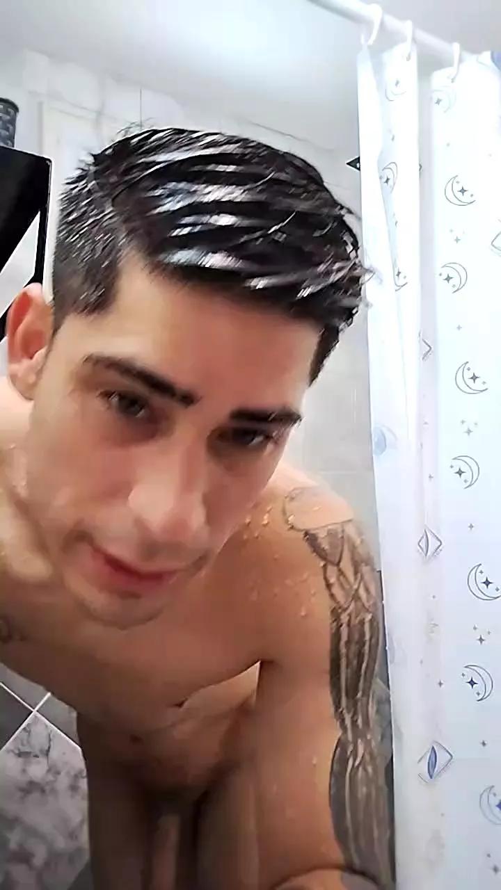 Pabloxx24 on Cam4 