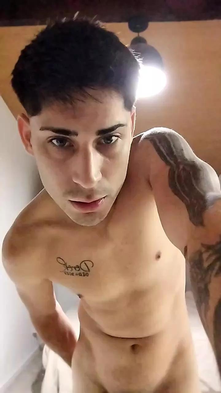 Pabloxx24 on Cam4 