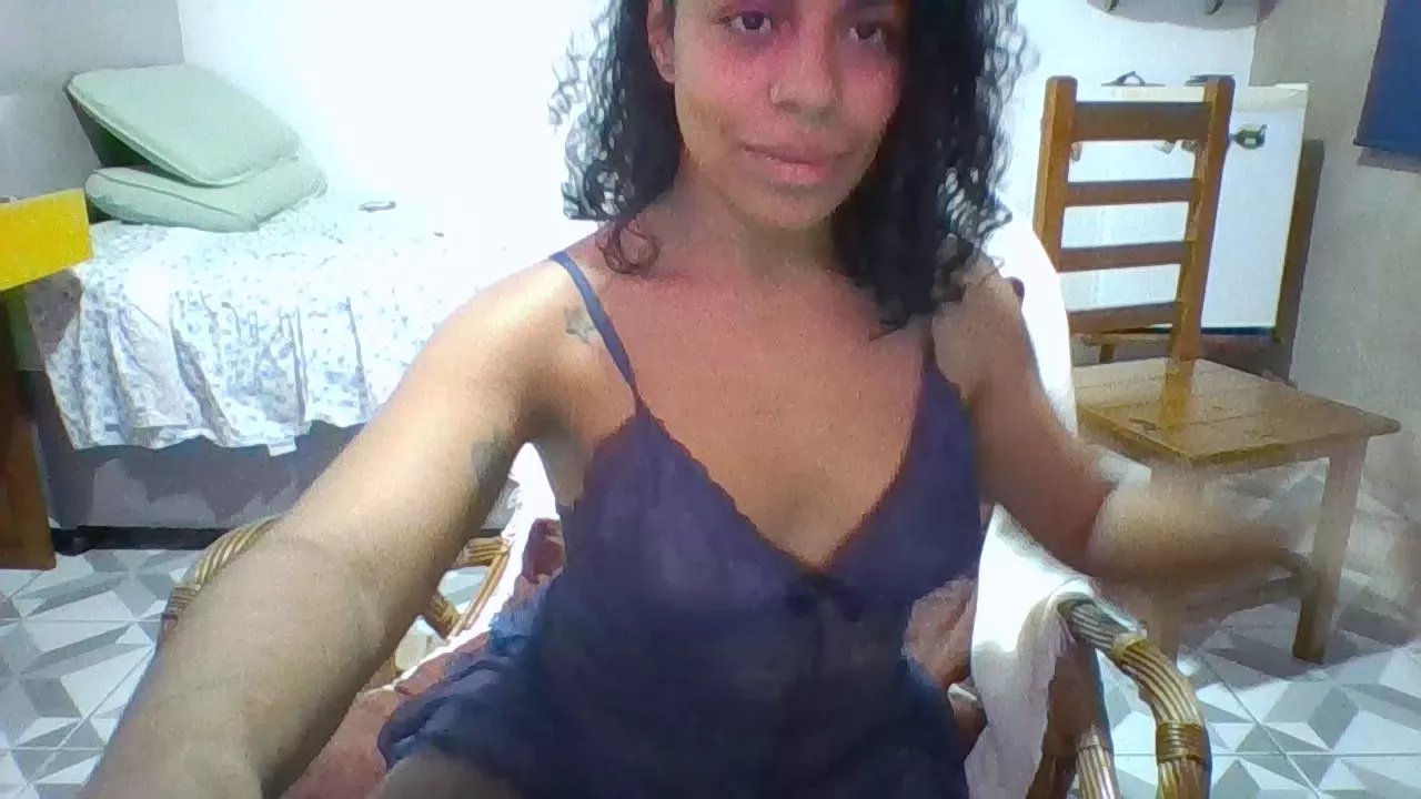 Offline passivamorena on Cam4