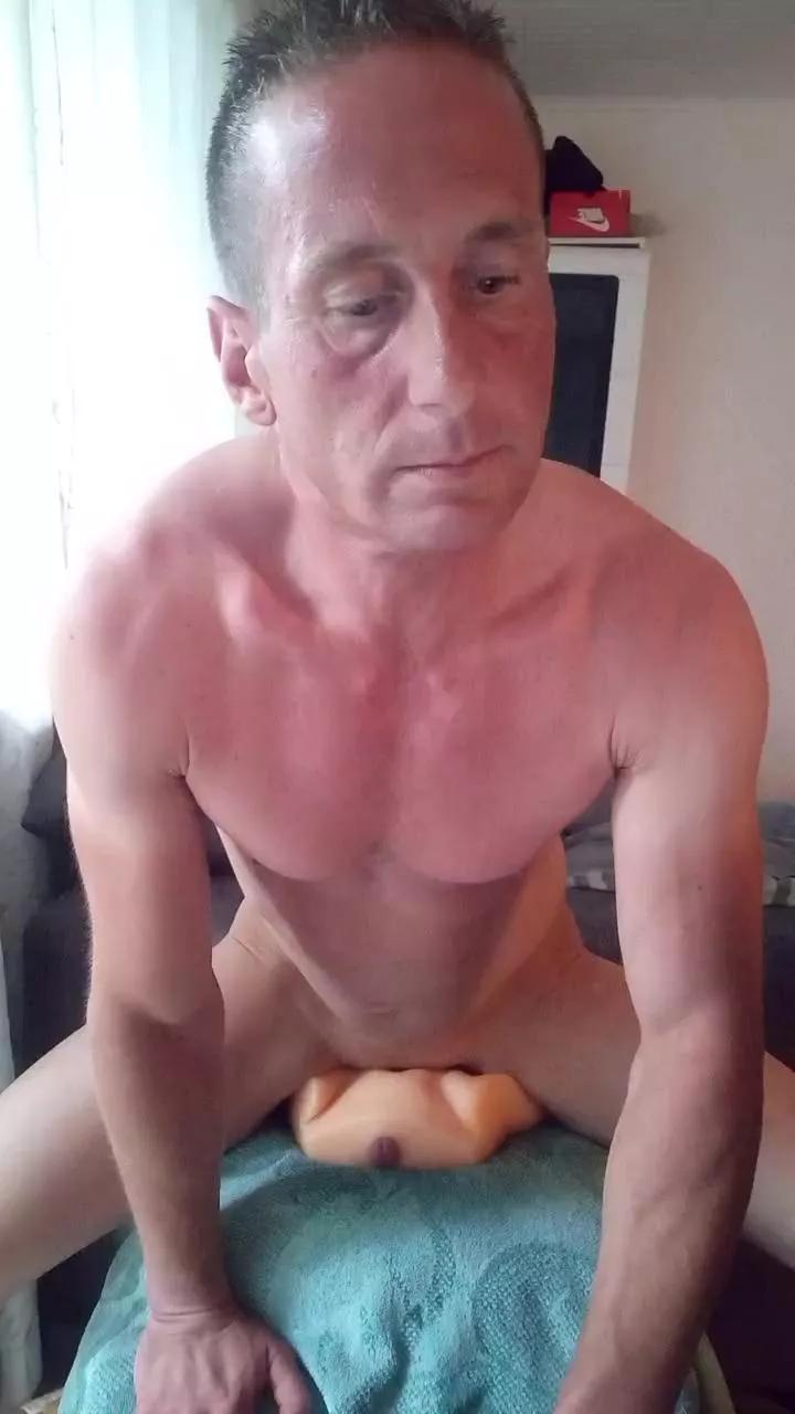 Patrick50226 on Cam4 