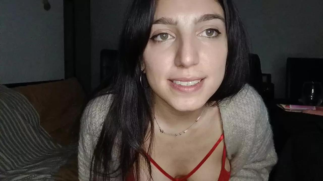 petitebelu on Cam4 