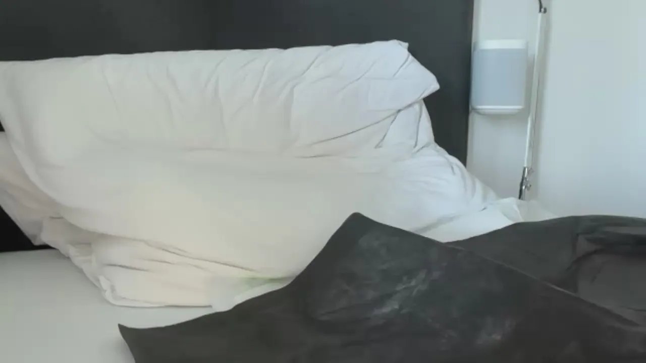 Offline piercedslutxxx on Cam4