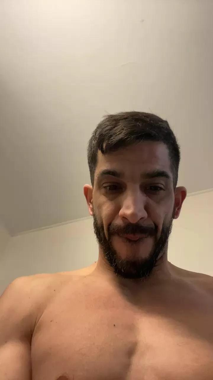 Pourquoipas8341 on Cam4 