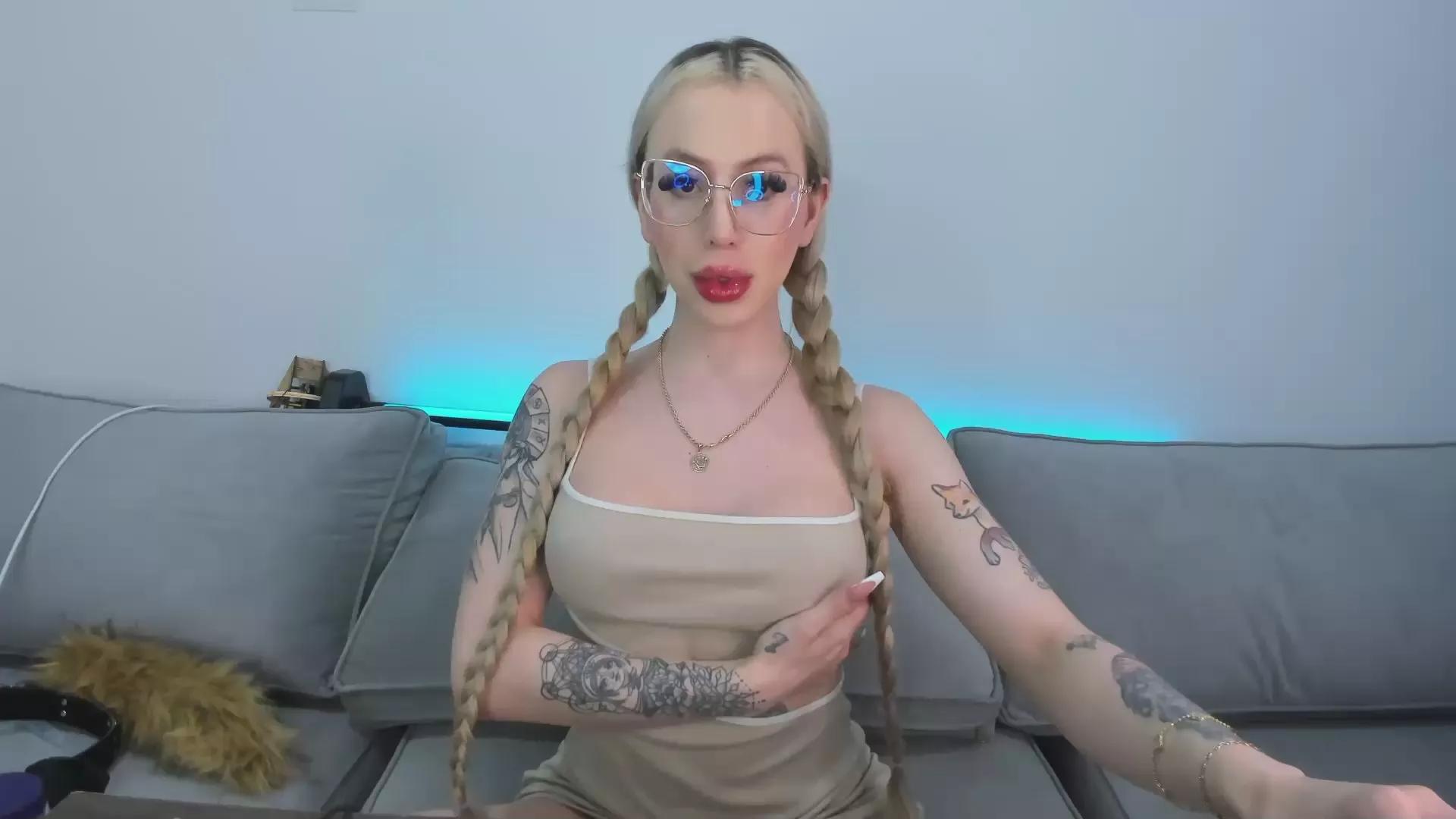 purpleladyx on Cam4 