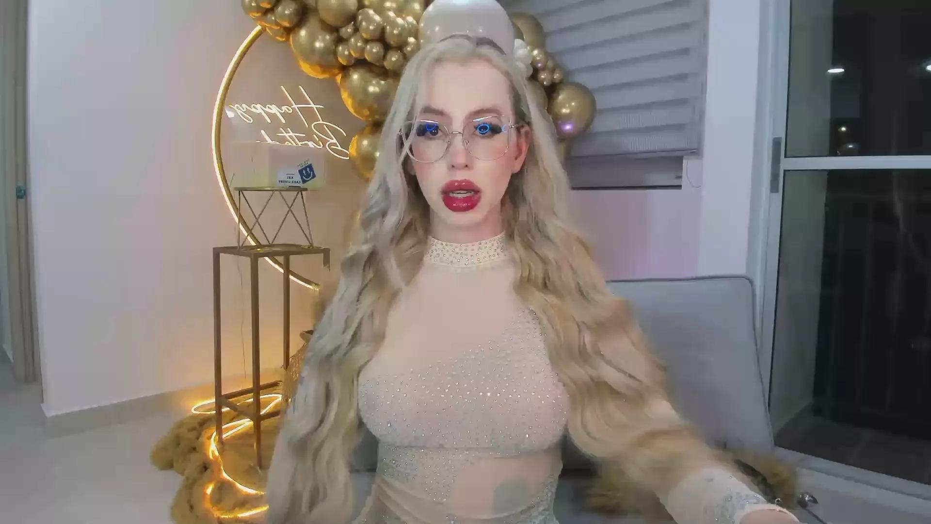 purpleladyx on Cam4 