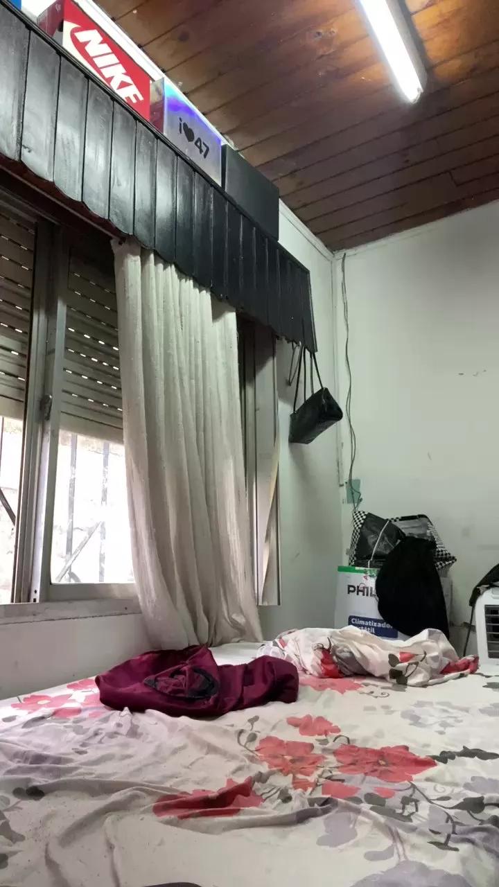 putixzoe on Cam4 