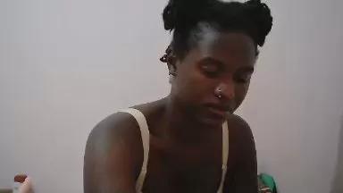 queen_jazmine on Cam4 