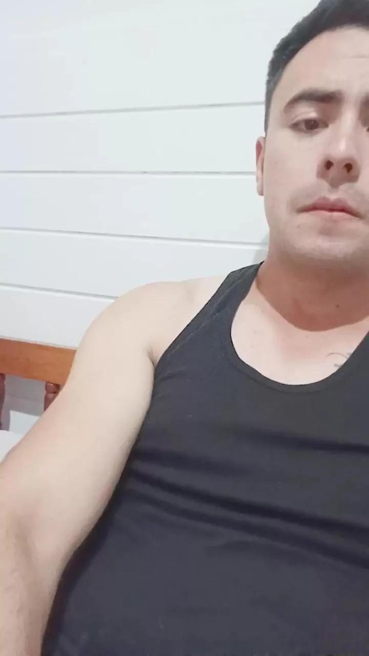 Realgfork on Cam4 