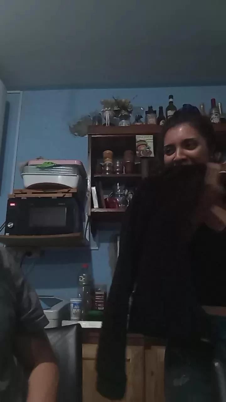 rooming_x on Cam4 