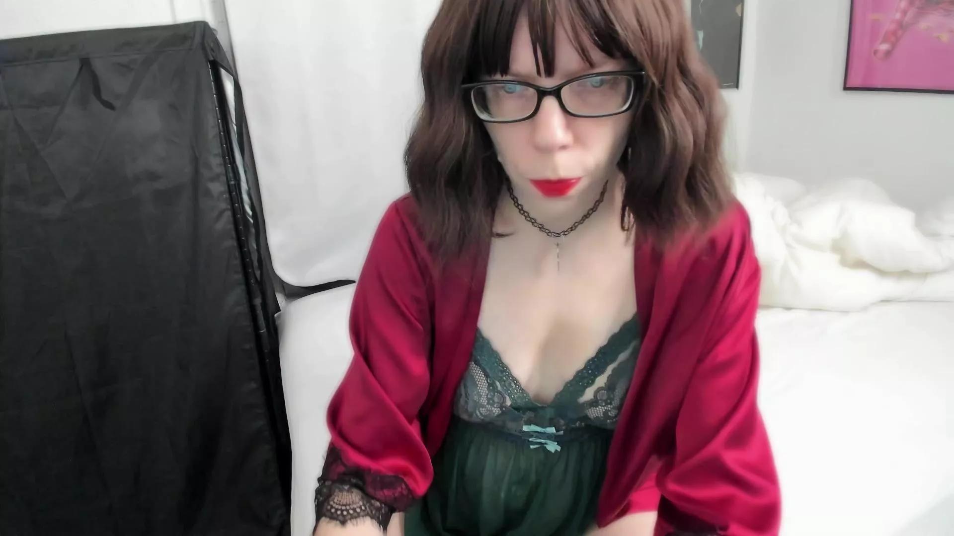 SaraDesireXO on Cam4 
