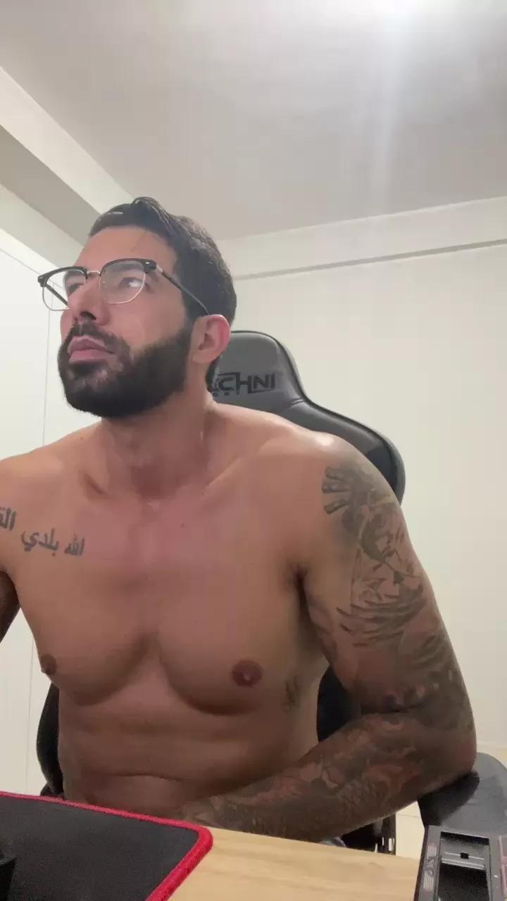 Saradoalto23 on Cam4 