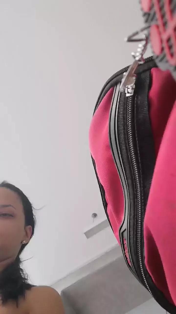 ShagiAmir on Cam4 