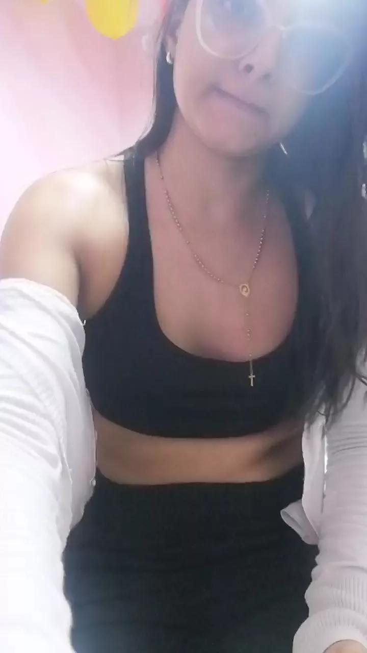 ShagiAmir on Cam4 