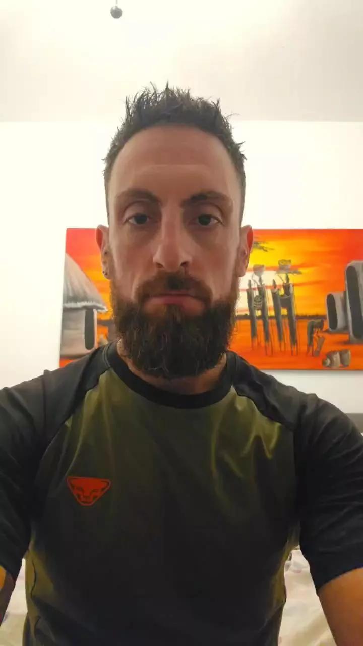 simosimo28 on Cam4 