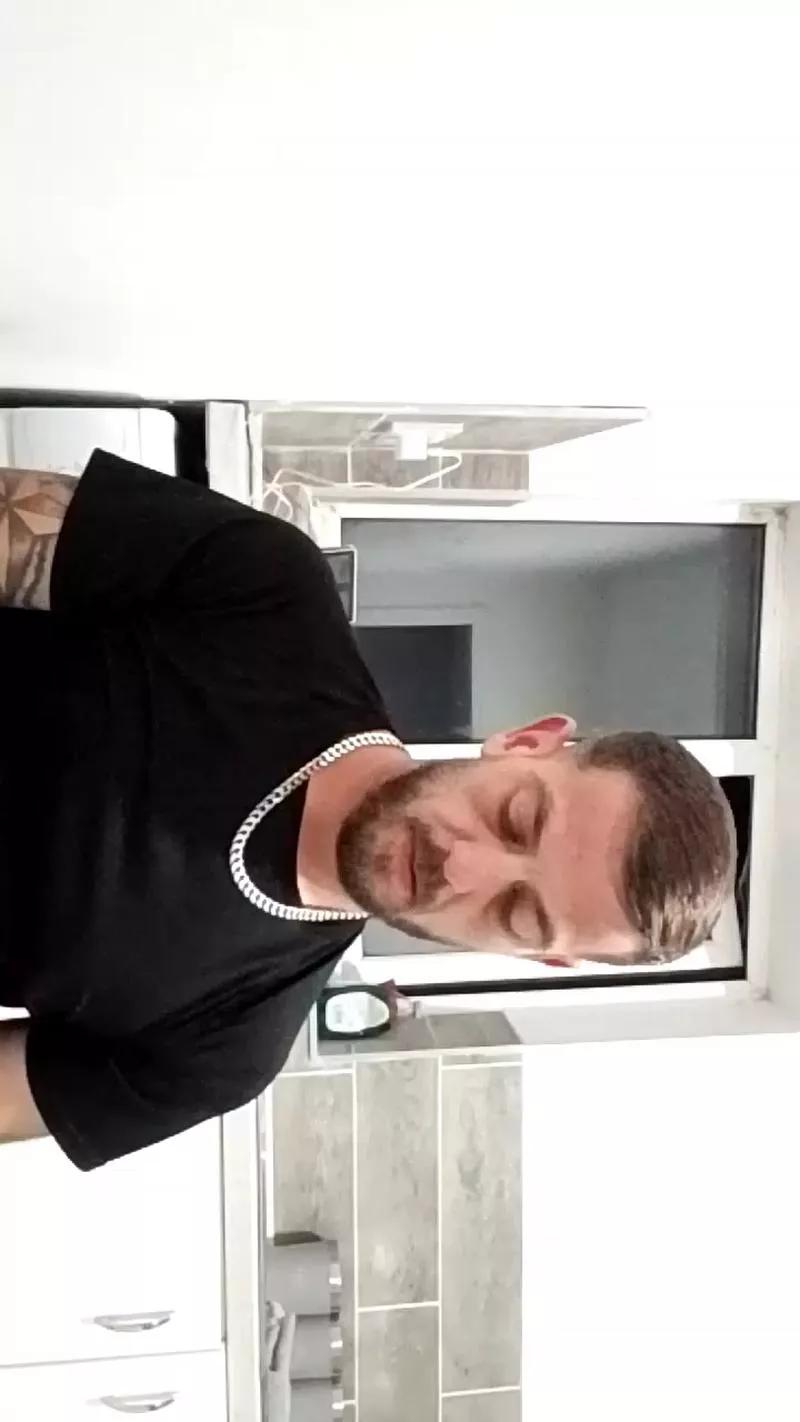 SirCumalot9292 on Cam4 