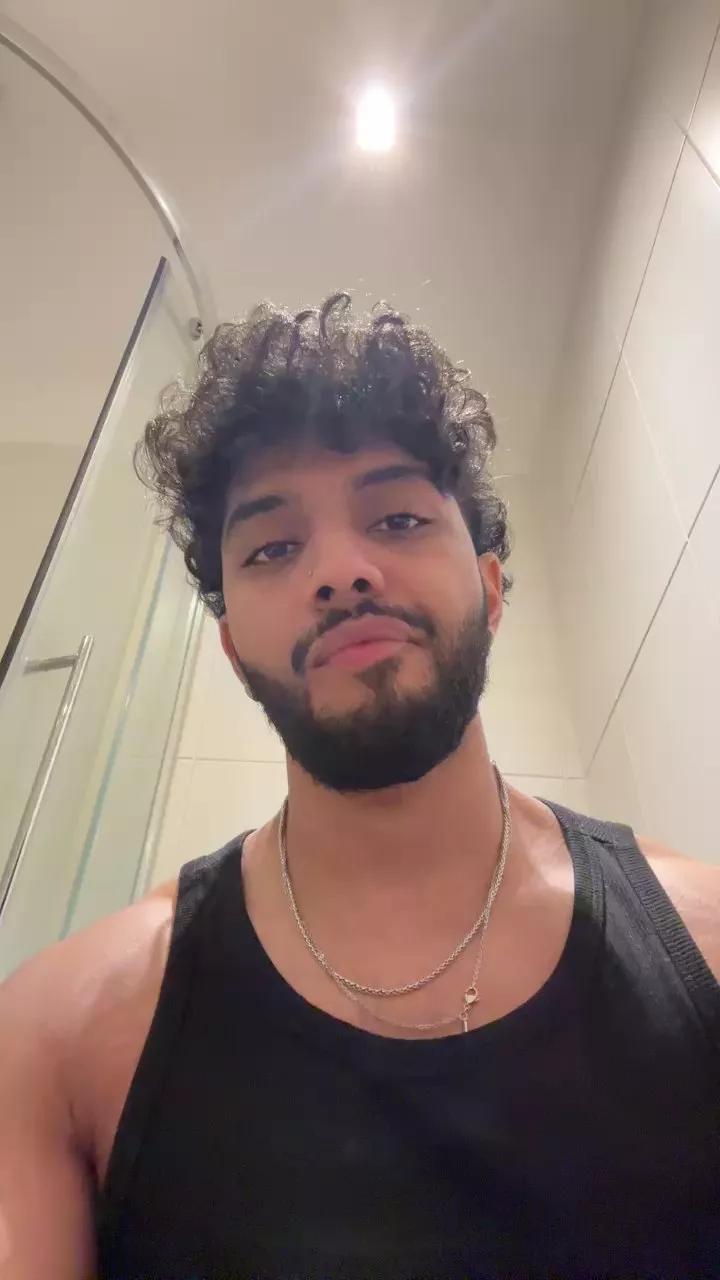 sloppy69_sexy on Cam4 