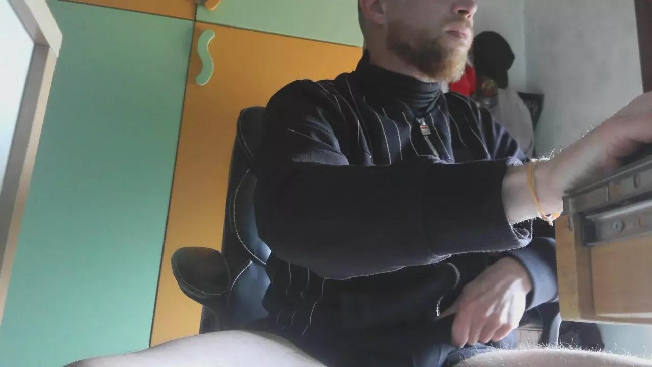 sniffetto87 on Cam4 