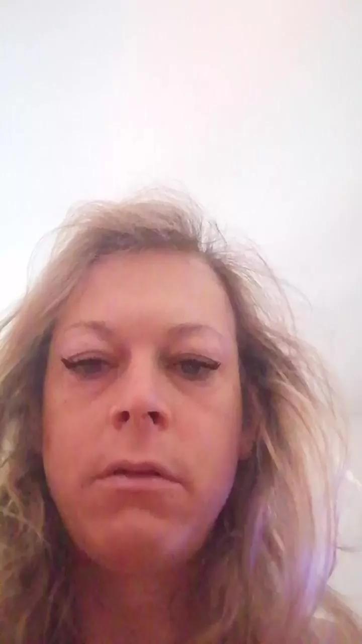 SPICYSWEETLYTWO on Cam4 