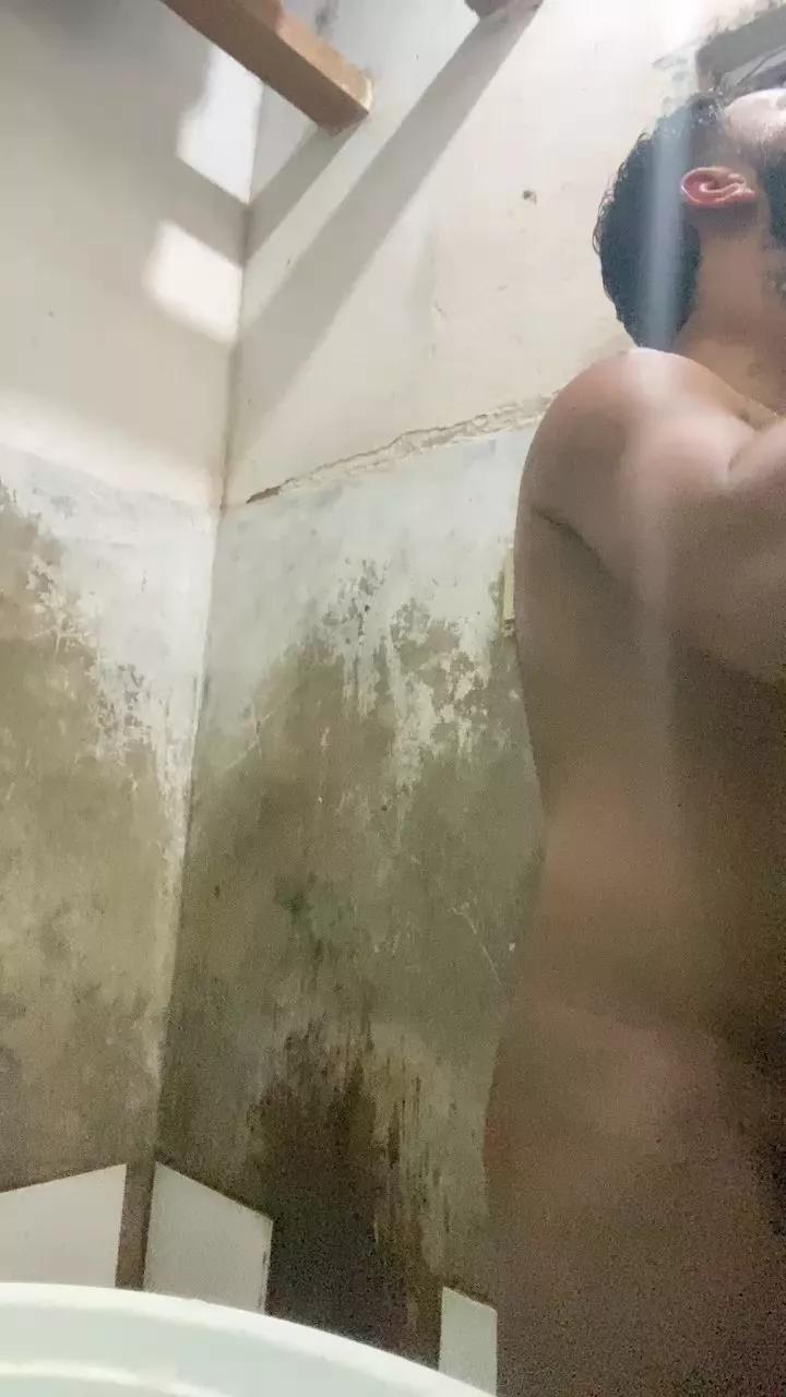Spiderfindom on Cam4 