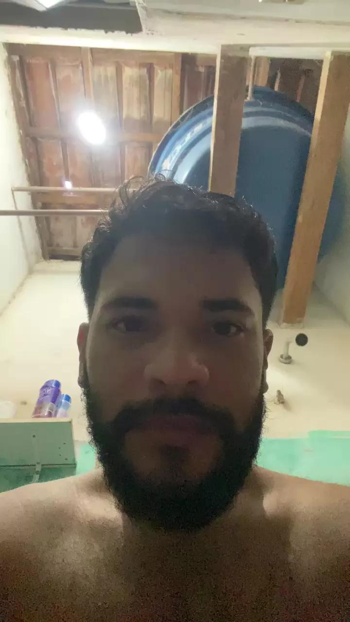 Spiderfindom on Cam4 