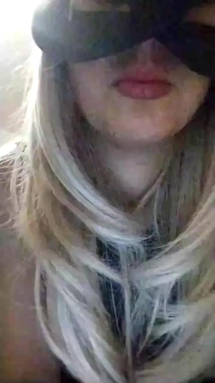 stella8943 on Cam4 