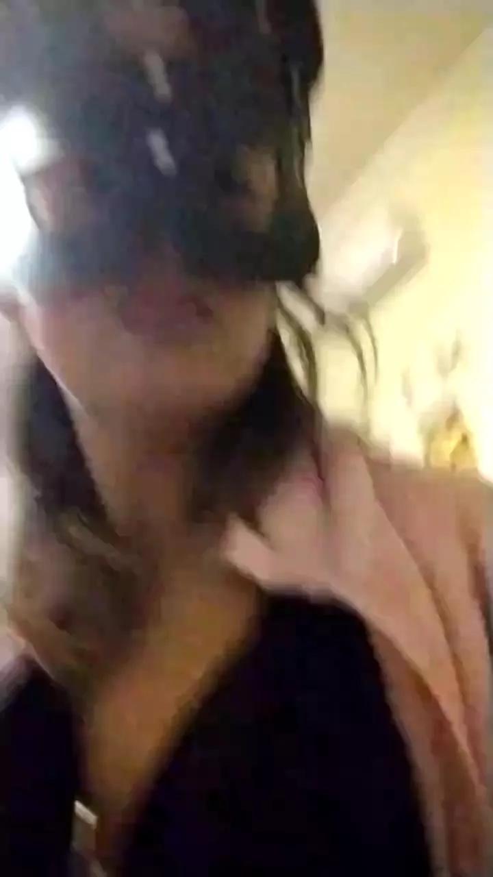stella8943 on Cam4 
