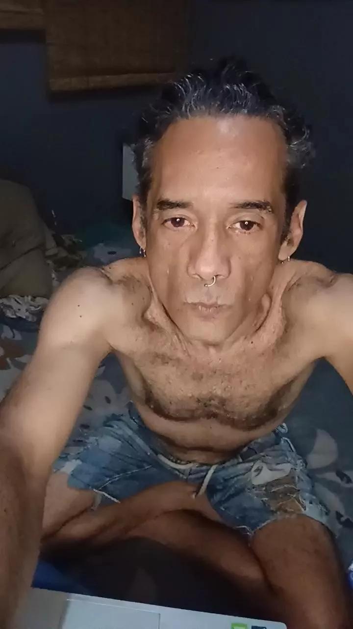 SUBURBANOXXXRJ on Cam4 
