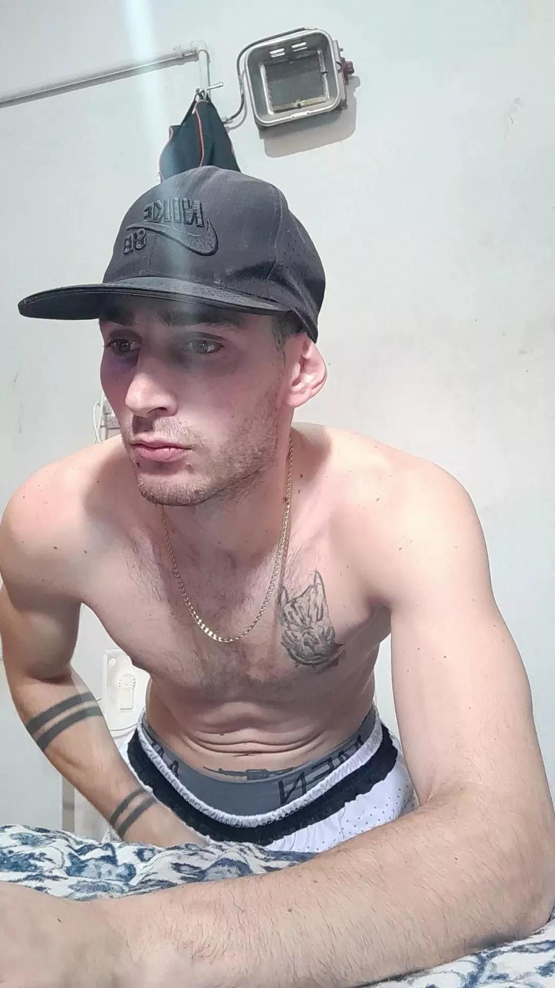 TheKingArg on Cam4 