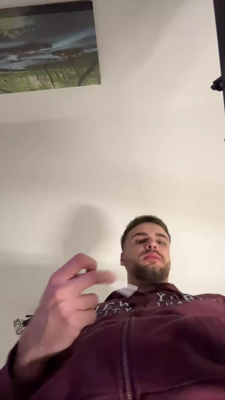ThorOdinson03 on Cam4 