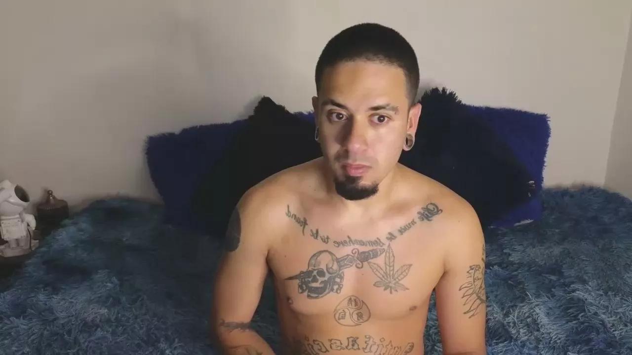 Tony_sophia on Cam4 