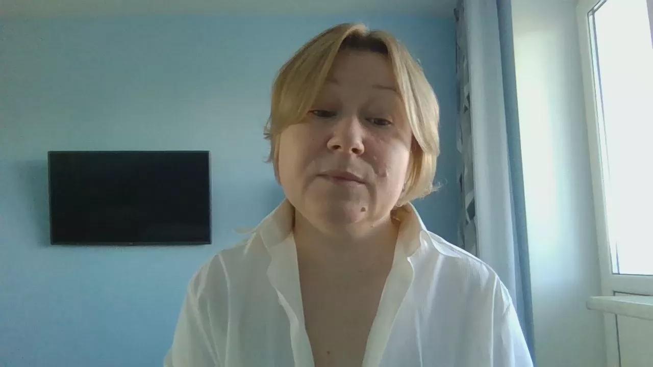 tresbien3 on Cam4 