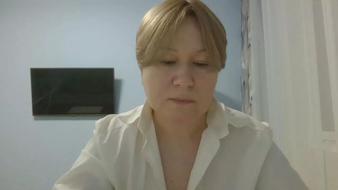 tresbien3 on Cam4 