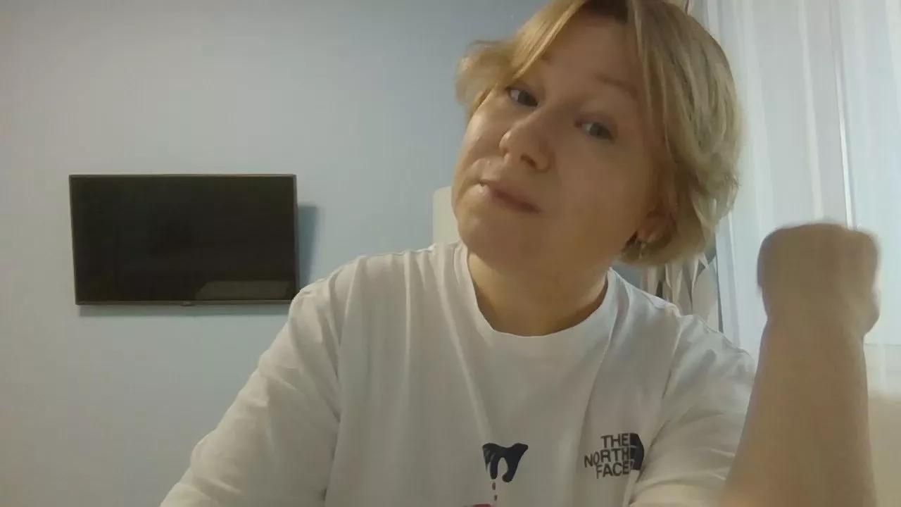 tresbien3 on Cam4 