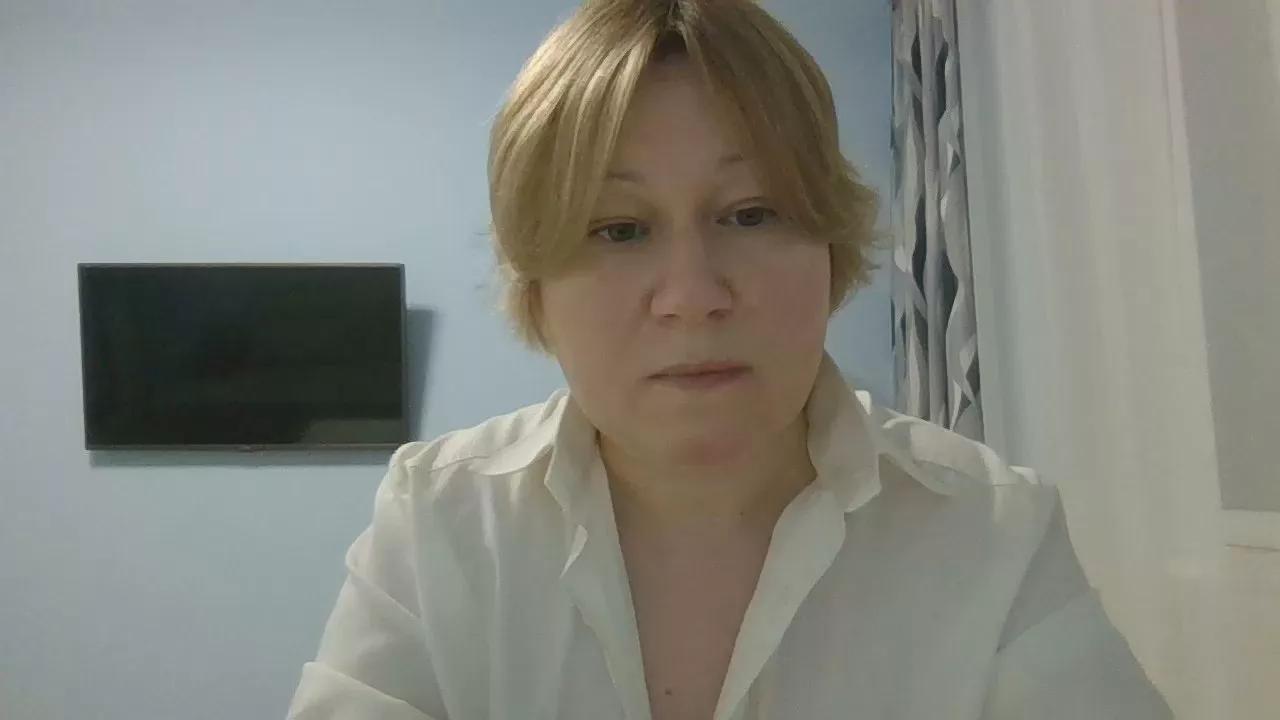 tresbien3 on Cam4 