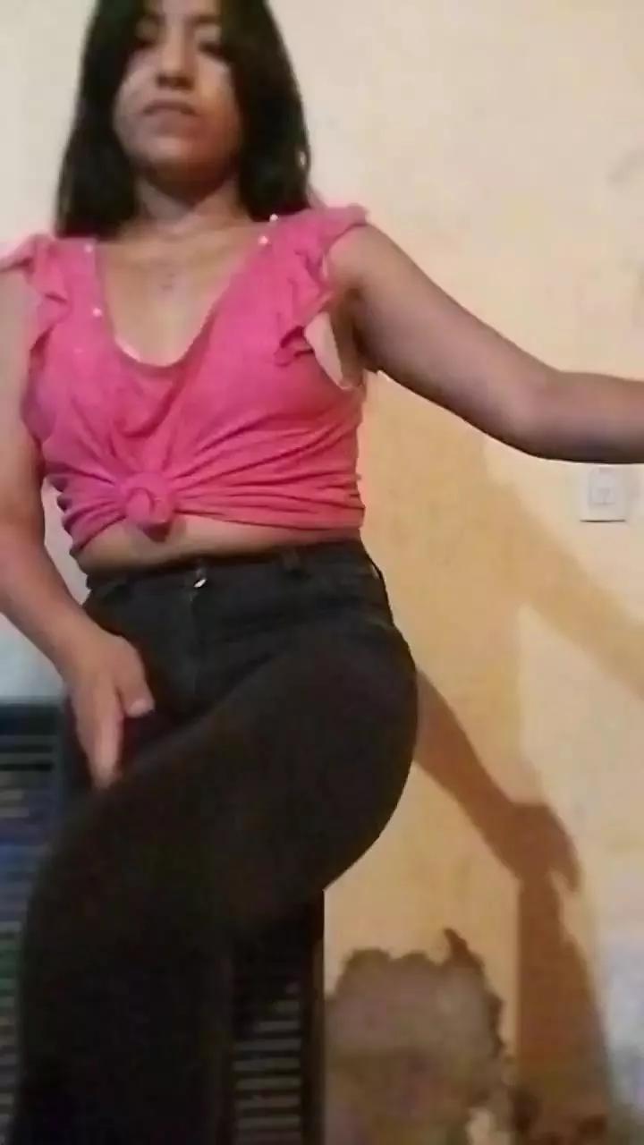 vale382 on Cam4 