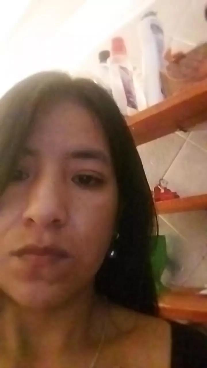 vale382 on Cam4 