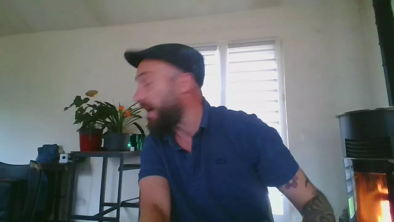 Offline valerio179 on Cam4