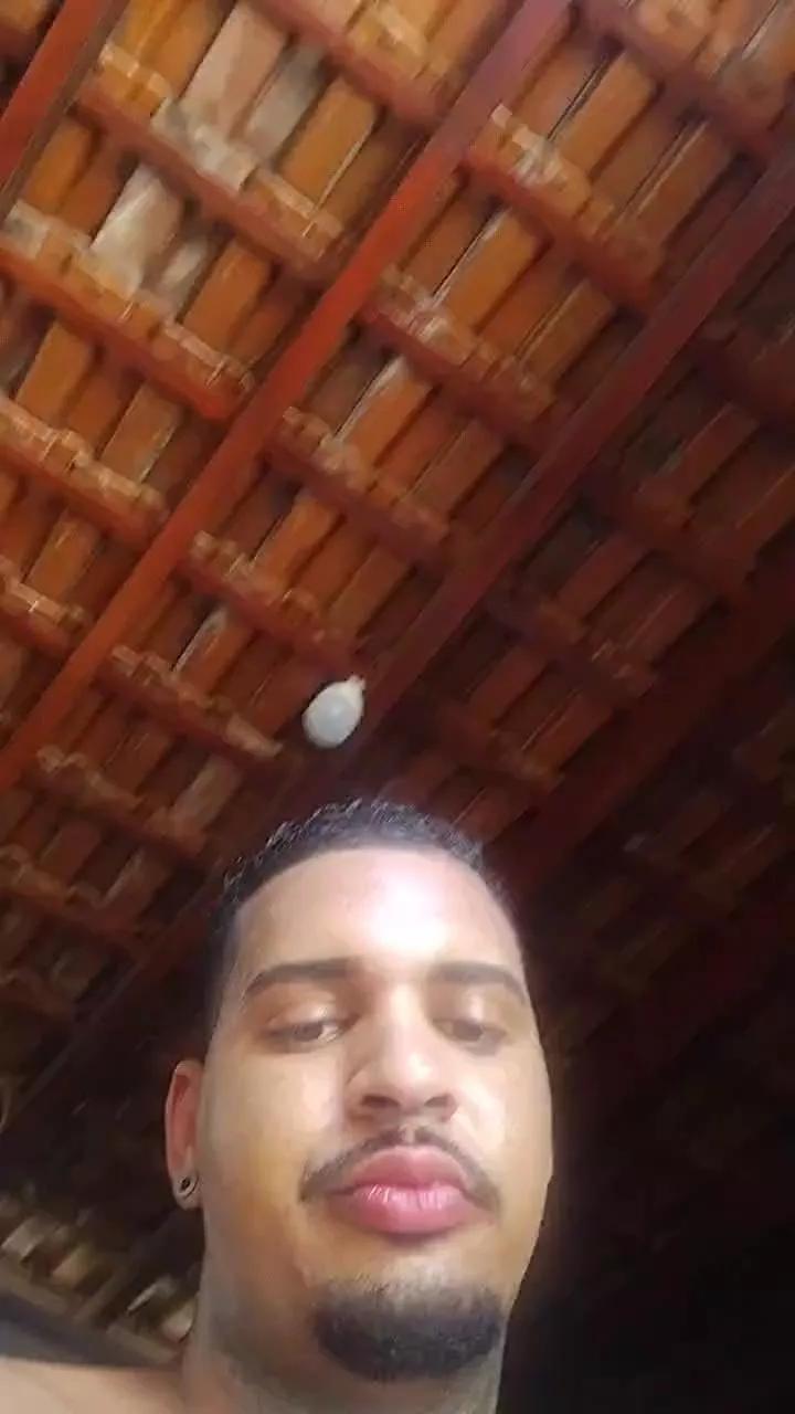 Walinh_o on Cam4 