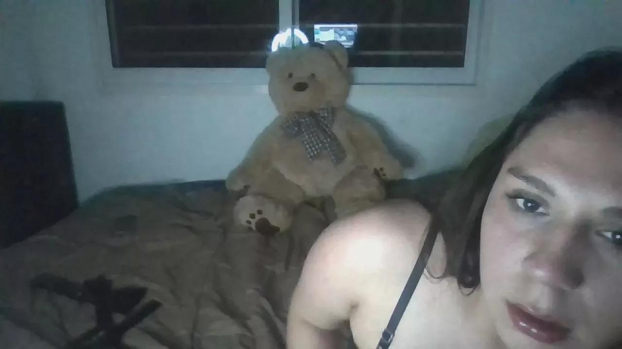 yaelita24 on Cam4 