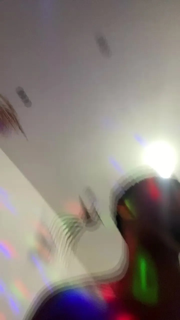 Offline young_safado on Cam4