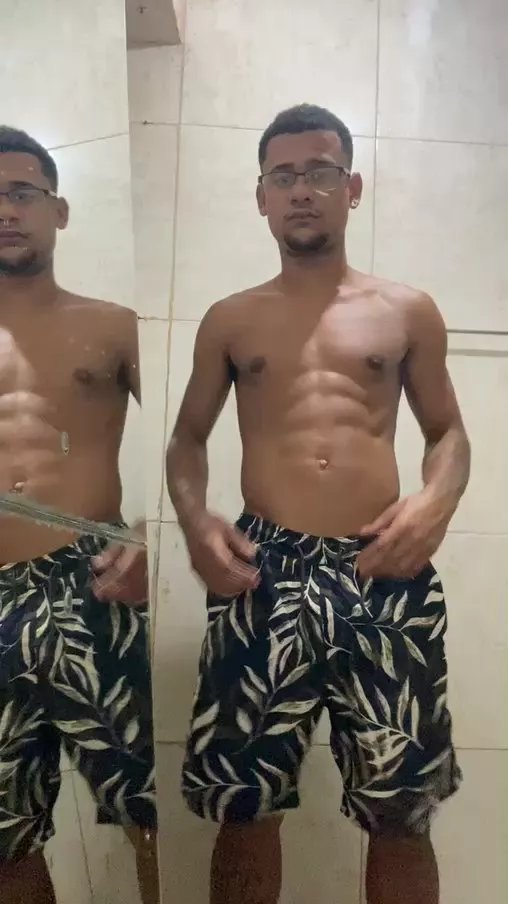 Offline young_safado on Cam4