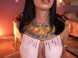 Offline ellediane on CamSoda