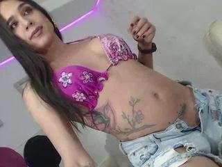 x6uldv8xdollxx on CamSoda 