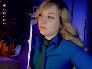 5_in_one on Chaturbate