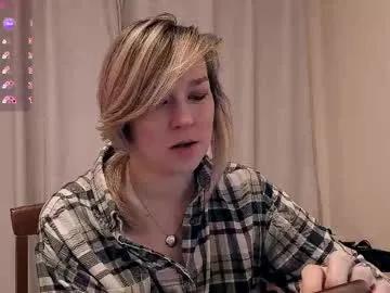 5_in_one on Chaturbate