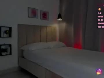 _e_m_m_a_1 on Chaturbate 