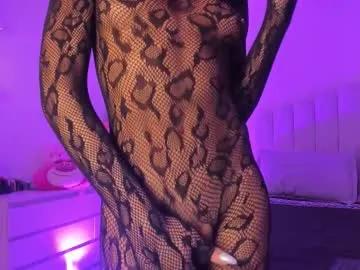 Checkout _evaa, zie wants to masturbate for you _evaa from Chaturbate