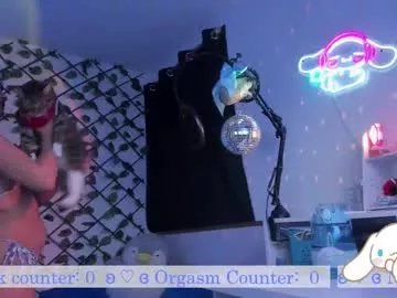 _heavenly_blue_ on Chaturbate